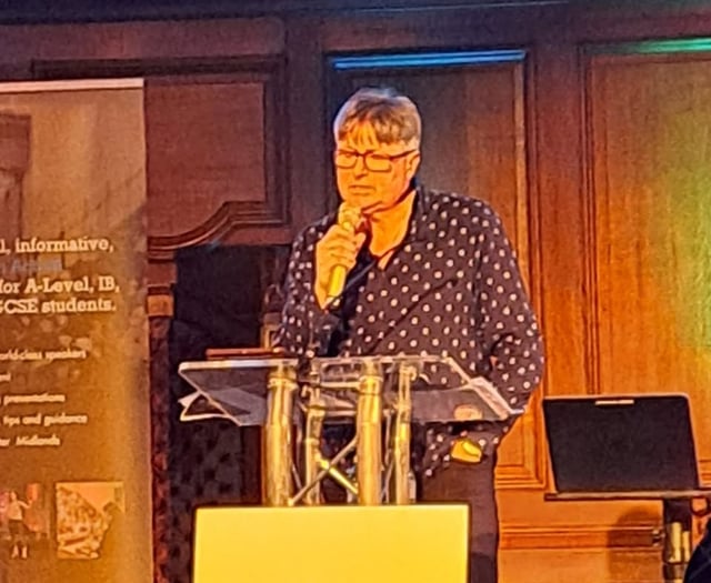 Ivybridge students meet Poet Laureate