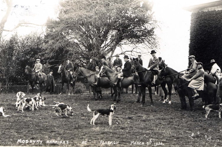 1930 Modbury Harriers taken at Alleron