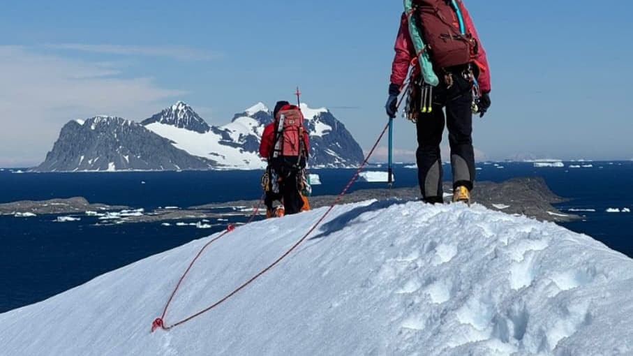South west doctors support Antarctic scientists