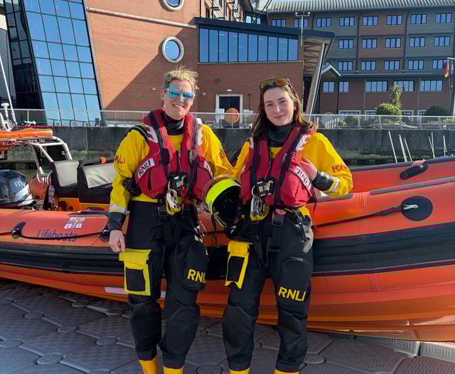 Dart RNLI duo excel at Women in  Search and Rescue Training Week