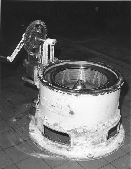 c1943 spindryer from HMS Drake