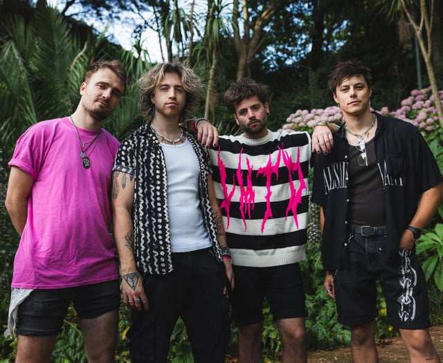 SOS band back grassroots music venues