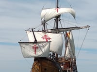 Nao Santa María docks at Brixham for festival