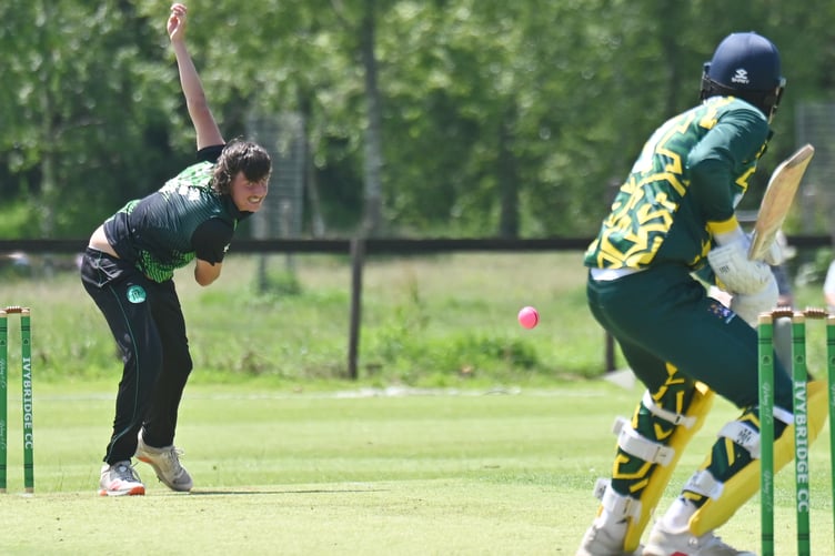 Devon Cricket League A Division. Ivybridge versus Bovey Tracey. Ivybridge bowler Arthur Johnson