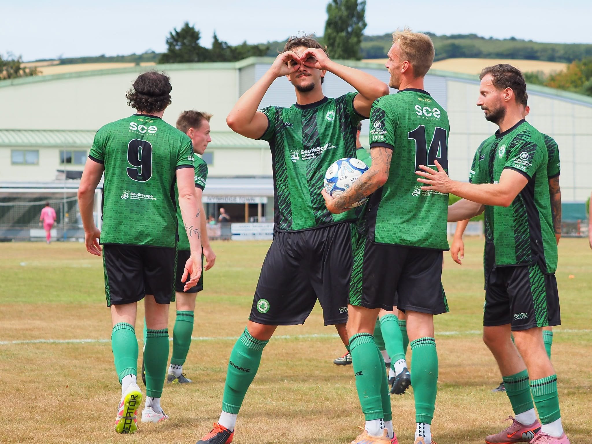 Consecutive home victories for Ivybridge Town