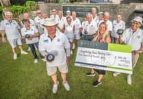 Kingsbridge Bowls Club receives £500 donation